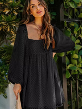 Falda de Jacquard con escote cuadrado y mangas abullonadas